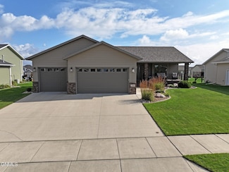 316 Keidel Trail SW, Mandan, ND 58554