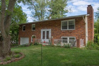 4227 E Cambridge Dr, Bloomington, IN 47408