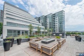 9 Ave at Port Imperial Unit 321, West New York, NJ 07093