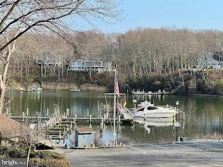 399 Westbury Dr, Riva, MD 21140