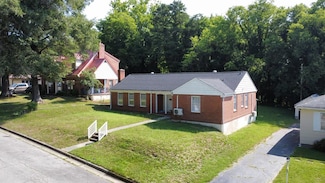 169 Forestlawn Dr, Danville, VA 24540