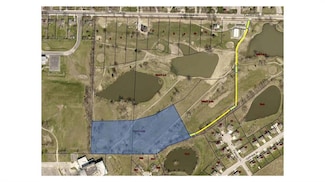 1612 Country Club Dr, Pleasant Hill, MO 64080