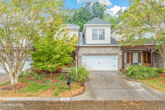 429 Grove Branch Ln, Knoxville, TN 37922