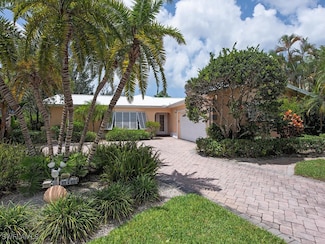 1486 13th Ave N, Naples, FL 34102