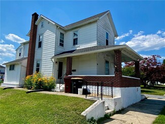 844 4th St, Whitehall, PA 18052