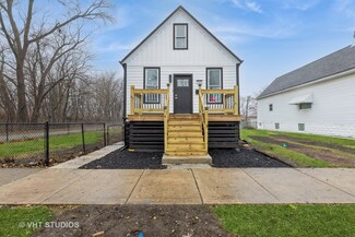 12412 S Peoria St, Calumet Park, IL 60827