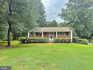 11328 Vale Rd, Oakton, VA 22124
