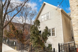 2714 W Armitage Ave, Chicago, IL 60647