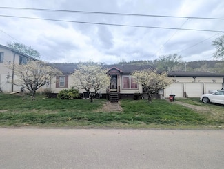 604 N 7th Ave, Paden City, WV 26159