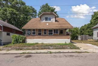 631 Watkins St SE, Grand Rapids, MI 49507