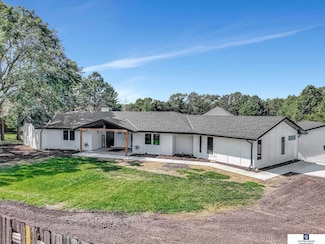 2505 S 70th St, Lincoln, NE 68506