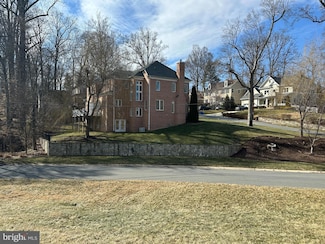 6401 Wynkoop Blvd, Bethesda, MD 20817