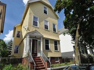 5 Centre Ave, Dorchester Center, MA 02124