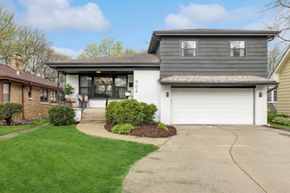 904 Florence Dr, Park Ridge, IL 60068