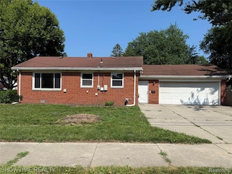 19000 Florian St, HamtraMcK, MI 48212