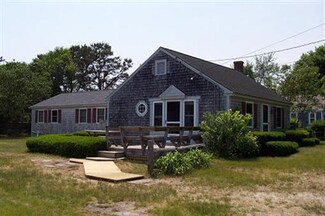 23 Pleasant St, West Dennis, MA 02670