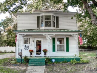 633 N Louisa Ave, Shawnee, OK 74801