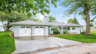 5130 Bateson Dr NE, Thornville, OH 43076