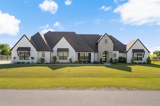 10616 N 81st Ave E, Owasso, OK 74055