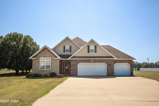 1403 E 7th St, Lamar, MO 64759