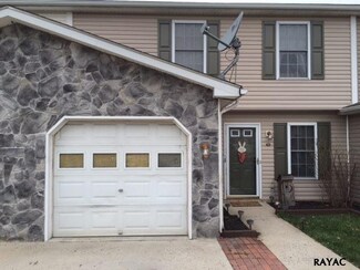 1 Pin Oak Dr Unit A, Gettysburg, PA 17325