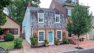 411 Harmony St, New Castle, DE 19720