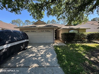 1559 Beecher Ln, Orange Park, FL 32073