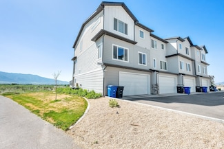 672 E 730 N, Hyrum, UT 84319