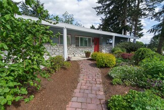 19410 66th Place NE, Kenmore, WA 98028