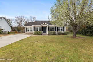 4600 Weybridge Ln, Wilmington, NC 28409