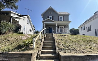 318 N Pleasant St, New Lexington, OH 43764