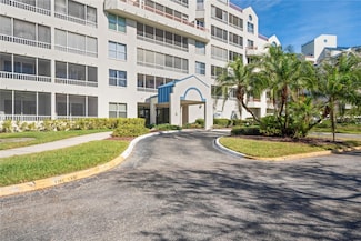 2333 Feather Sound Dr Unit 203, Clearwater, FL 33762
