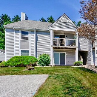986 Millpond Rd Unit B, Valparaiso, IN 46385