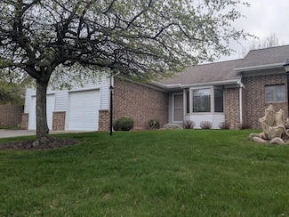 2645 Falcon Point Dr NW, Grand Rapids, MI 49534