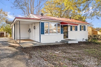 405 Telegraph Dr, Gastonia, NC 28056