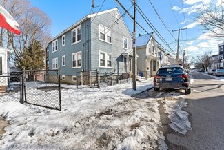 121 Buttonwood St, Dorchester, MA 02125