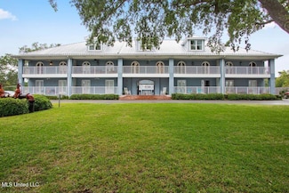 1282 Beach Blvd Unit 114, Biloxi, MS 39530