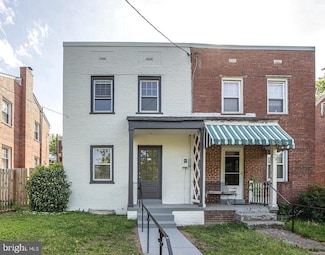 15 47th St SE, Washington, DC 20019