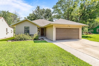 2834 W Latoka St, Springfield, MO 65807