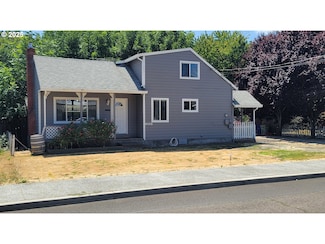 1251 N Davis St, Cornelius, OR 97113