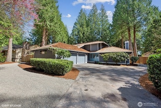 2210 Sahalee Dr E, Sammamish, WA 98074