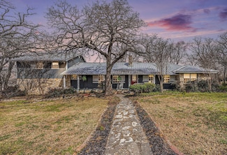 1801 Ridgewood Dr, Joshua, TX 76058