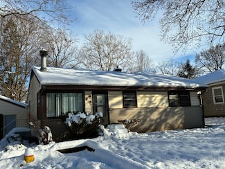 909 Westfall Ave, Kalamazoo, MI 49006