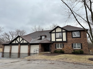 8 Potawatomie Trail Unit 2, Indian Head Park, IL 60525