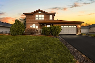 20113 Lake Lynwood Dr, Lynwood, IL 60411