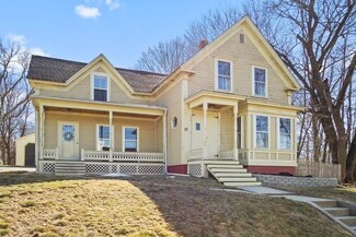 12 Bennett St, Pepperell, MA 01463