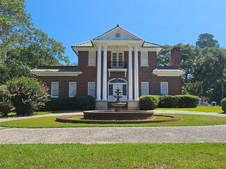 1957 Spring Dr, Haynesville, LA 71038