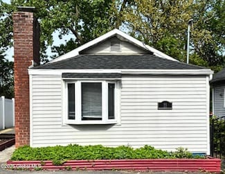 11 Pierce St, Albany, NY 12205