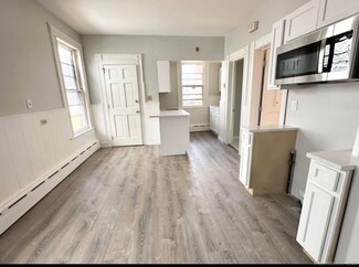 517 Colorado Ave, Bridgeport, CT 06605