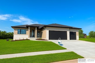 5518 S 200th Ave, Omaha, NE 68135